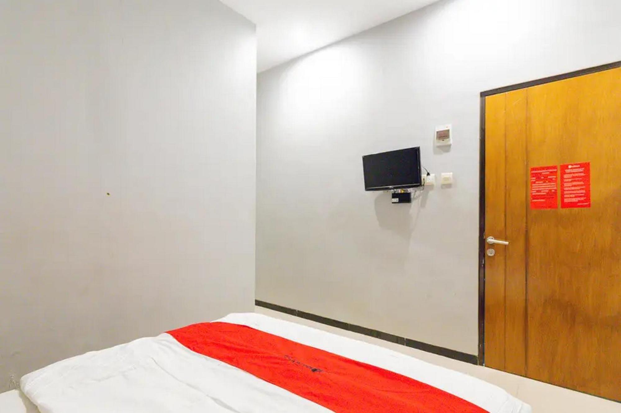 Reddoorz @ Manukan Surabaya Dış mekan fotoğraf