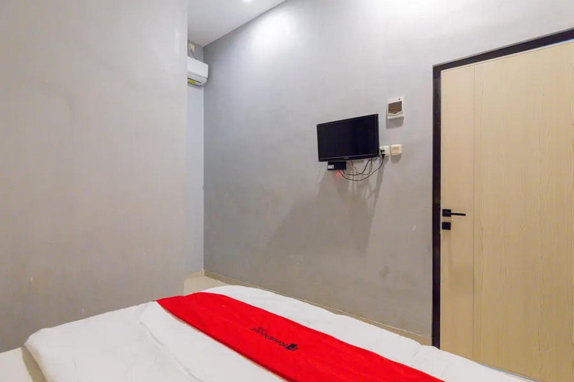 Reddoorz @ Manukan Surabaya Dış mekan fotoğraf