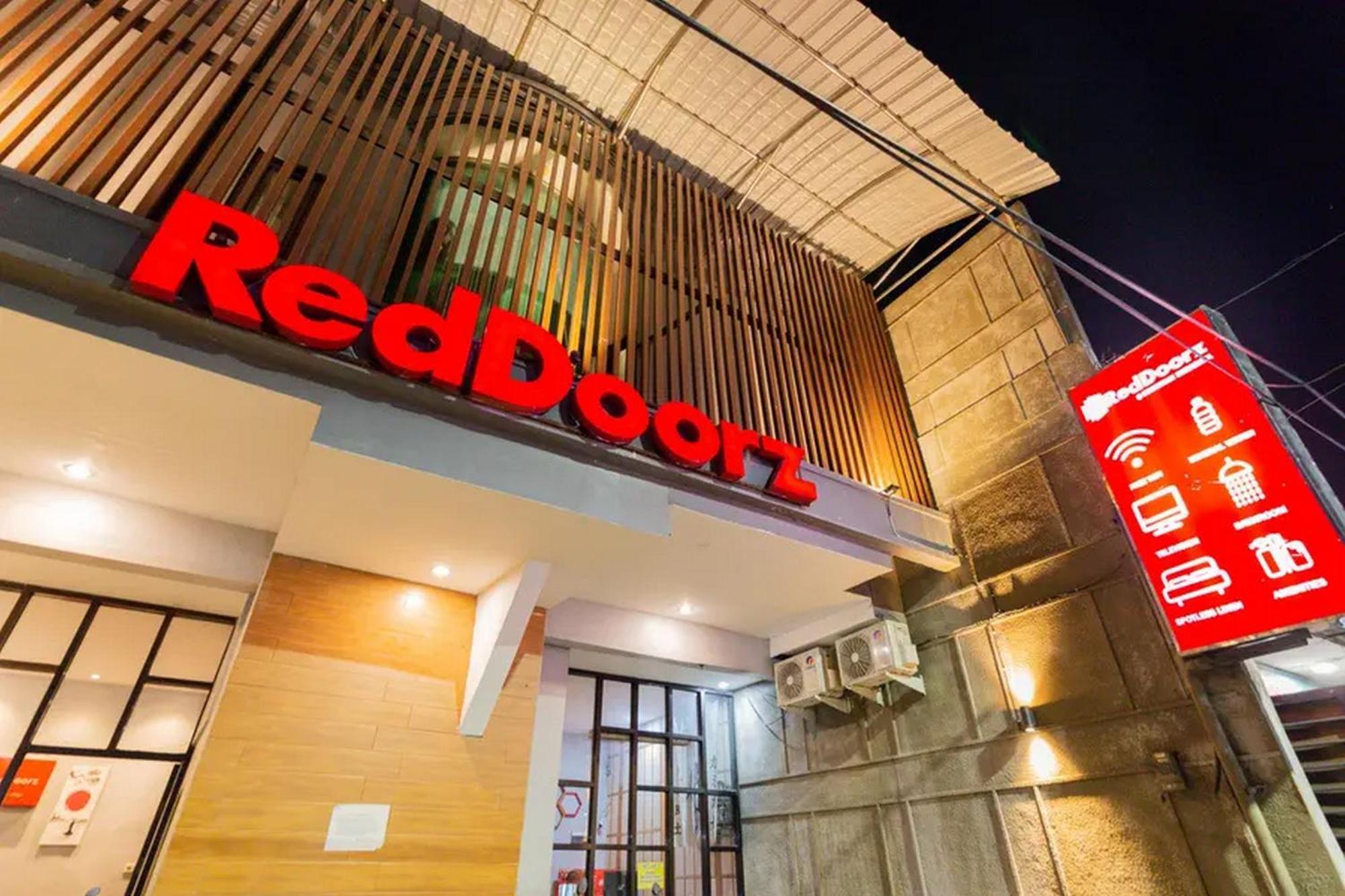 Reddoorz @ Manukan Surabaya Dış mekan fotoğraf