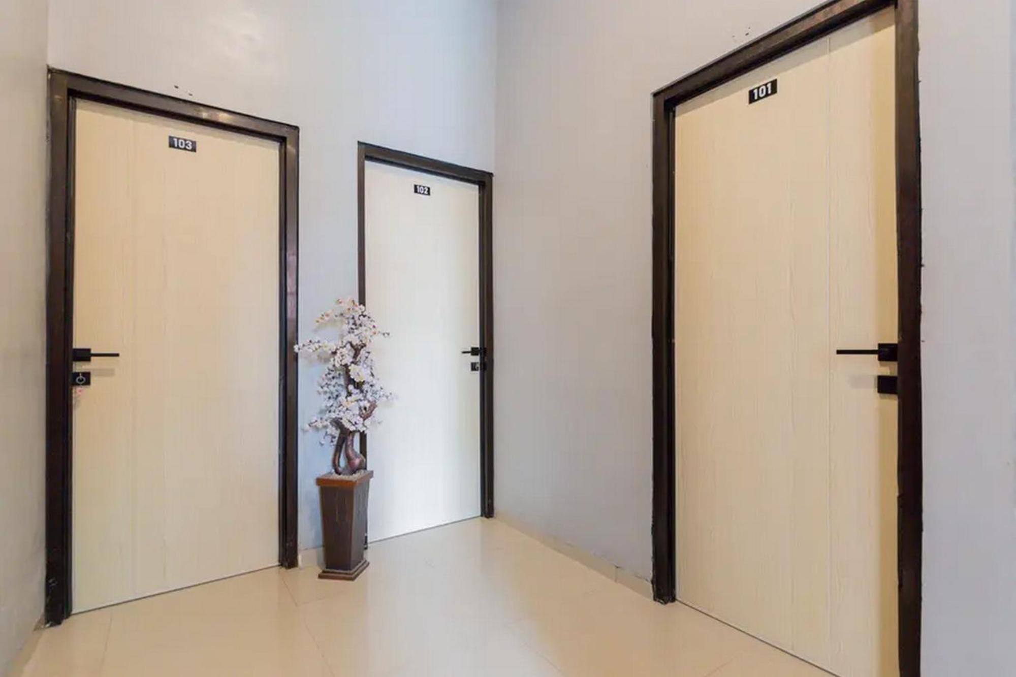Reddoorz @ Manukan Surabaya Dış mekan fotoğraf